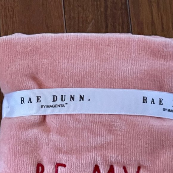 New Rae Dunn by Magenta Pink Be My Valentine Hand Towel Set - Picture 8 of 10